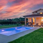 Holiday House Luca